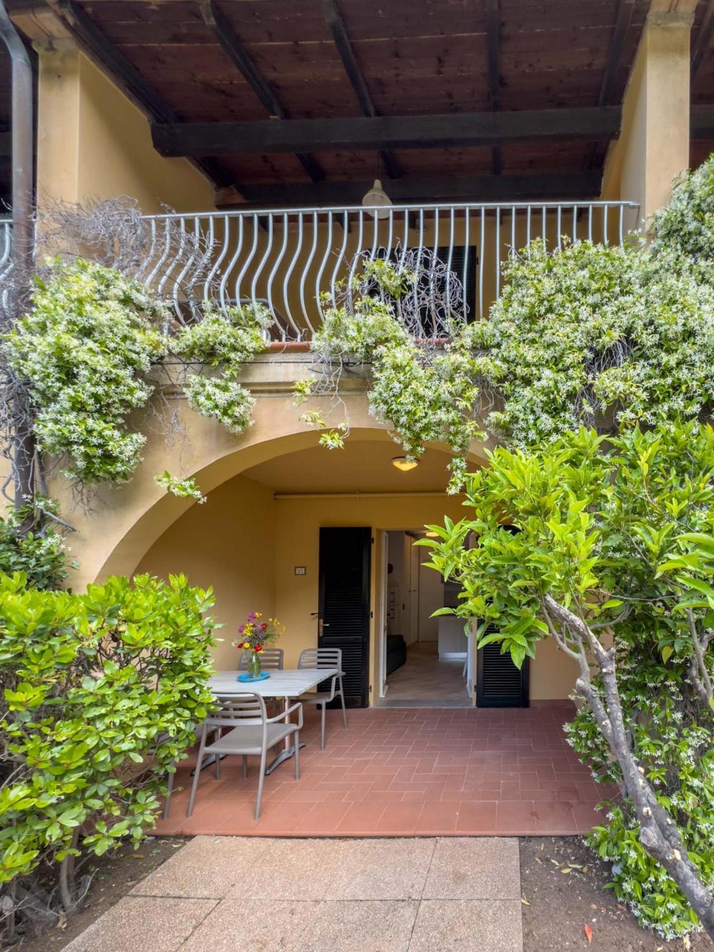 Appartamenti Stefania A Borgo Alloro Casale Gastagno 外观 照片